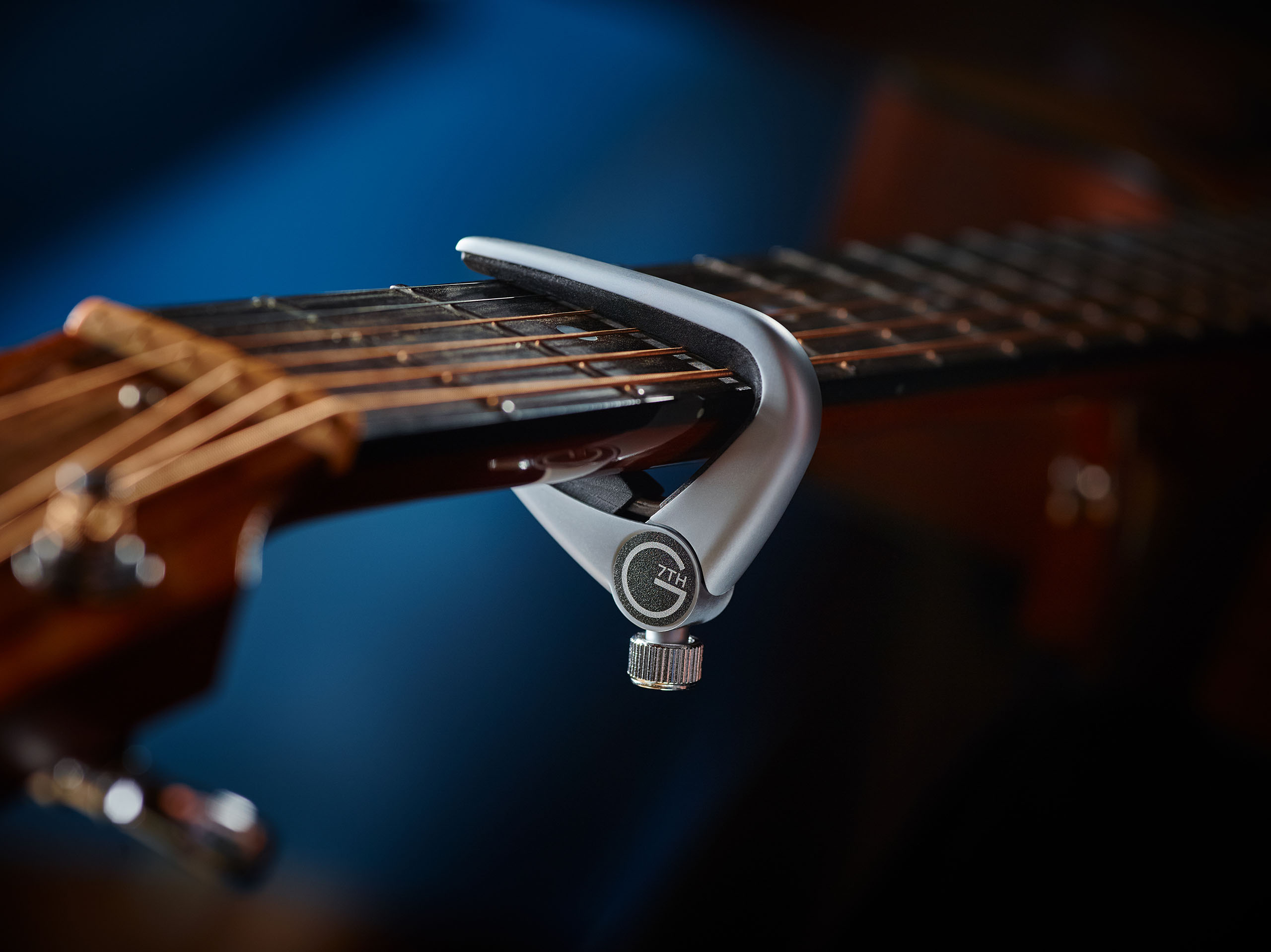 G7th Newport Capo 6 String Silver - 2