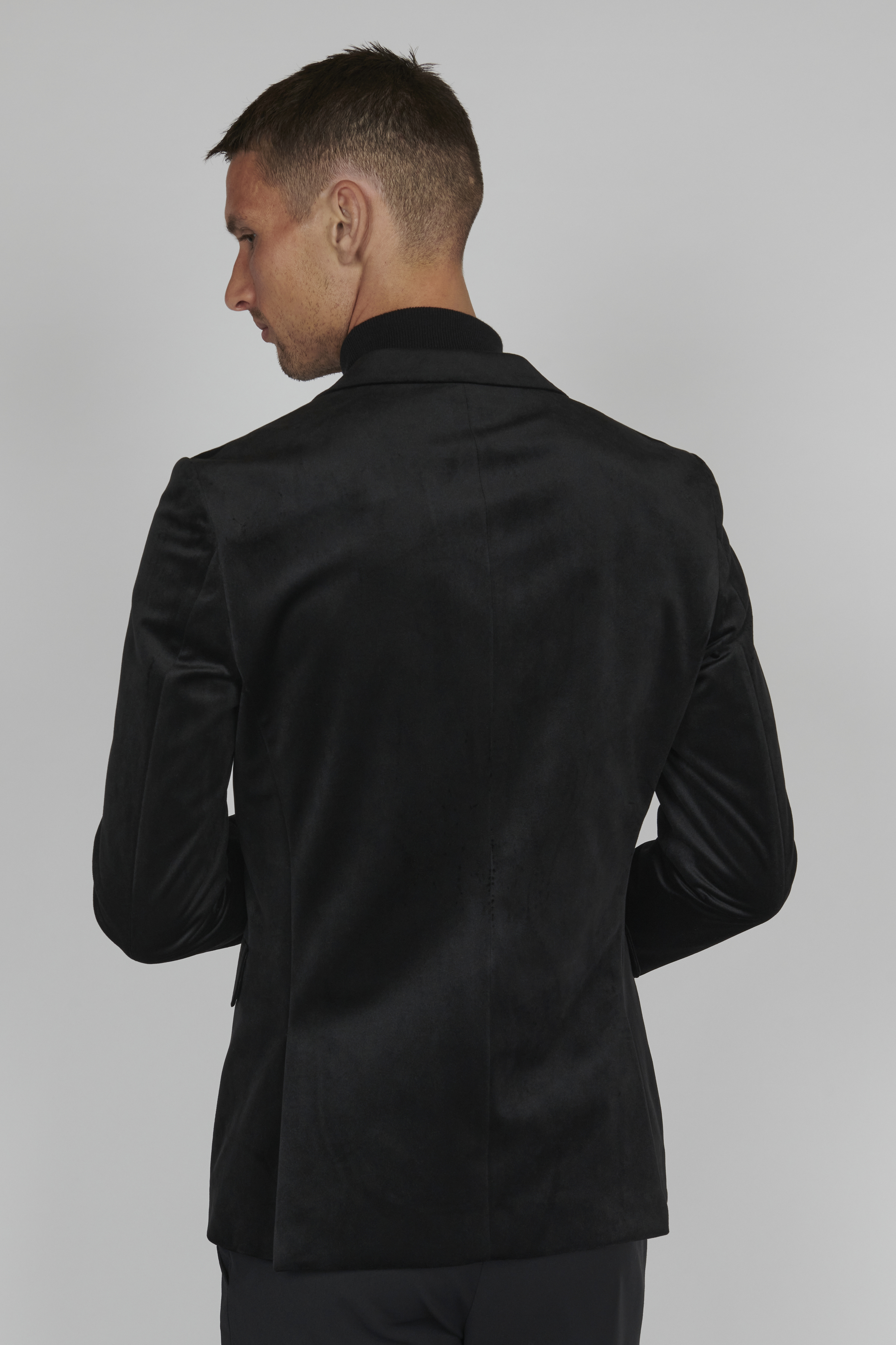 Matinique - George F Velvet - Black - 3