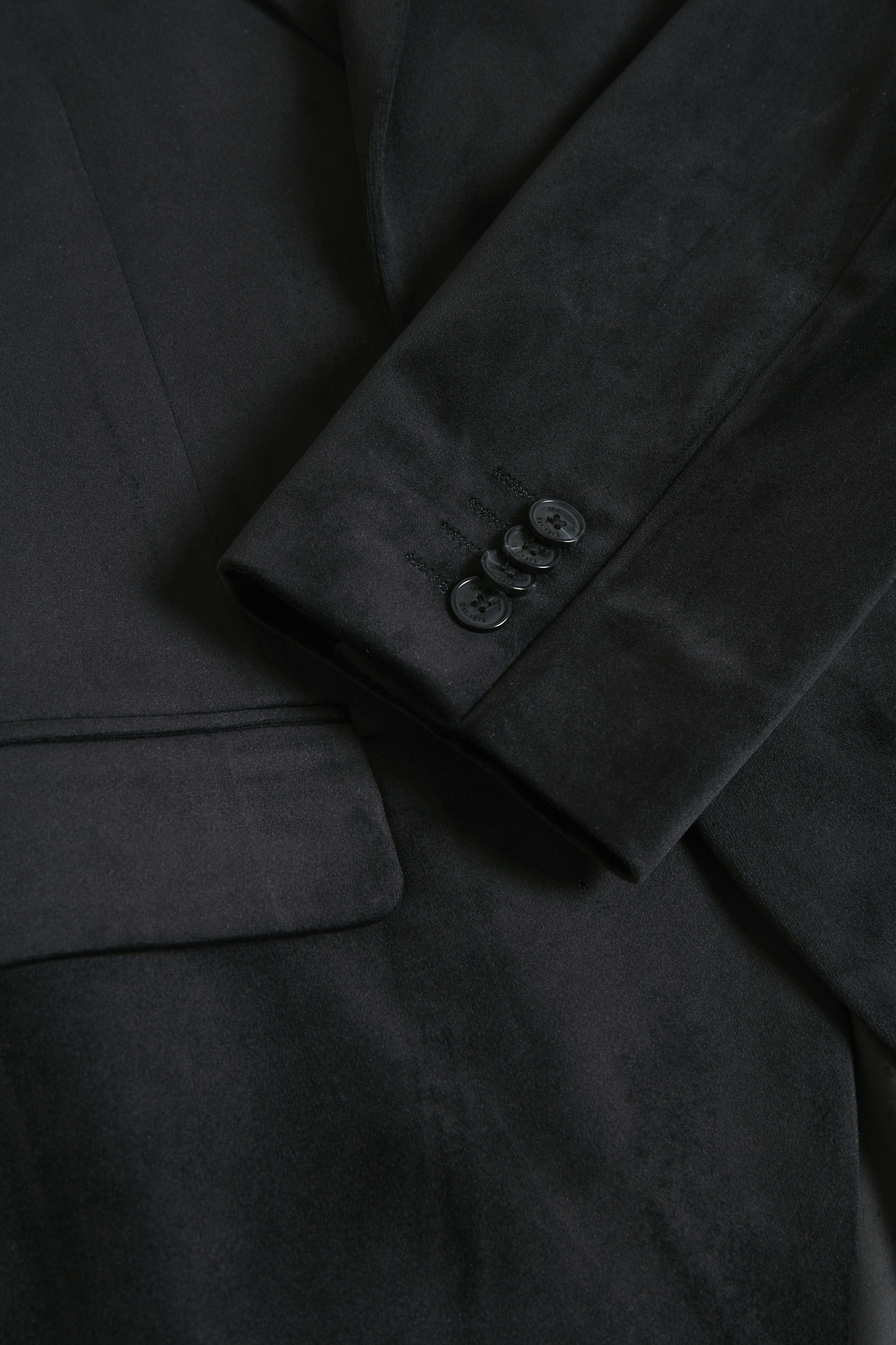 Matinique - George F Velvet - Black - 8