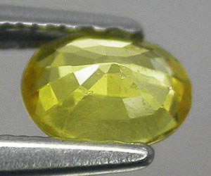 0.38 ct mycket tjusig 4.9x3.9 mm oval naturlig gul safir ädelsten - 2