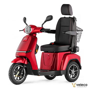 Prisbelönt_Promenadscooter_med_Kaptensäte_Turris_Röd_Permobil_från_Sidan