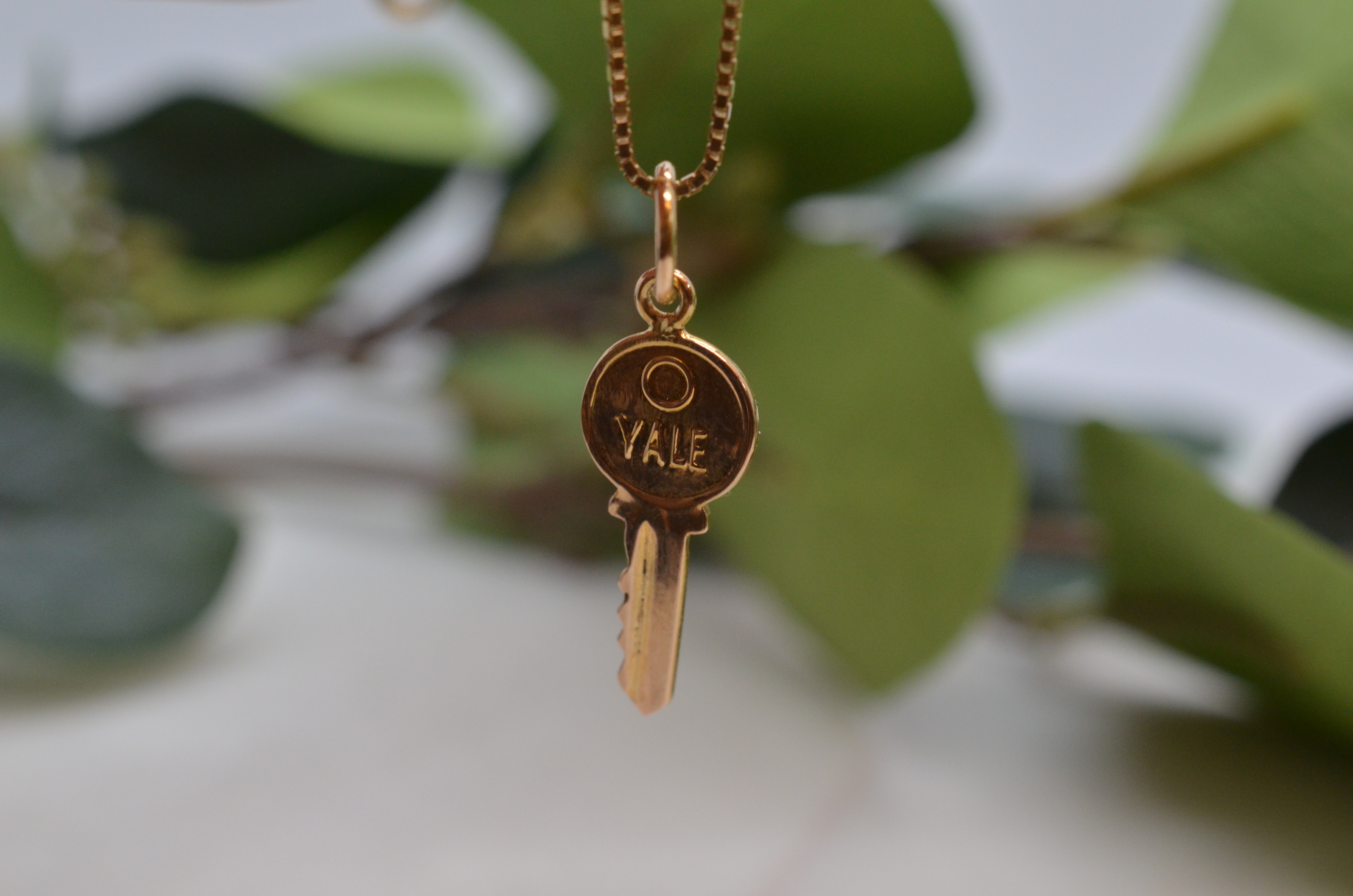 Vintage 18k pendant, key - 4