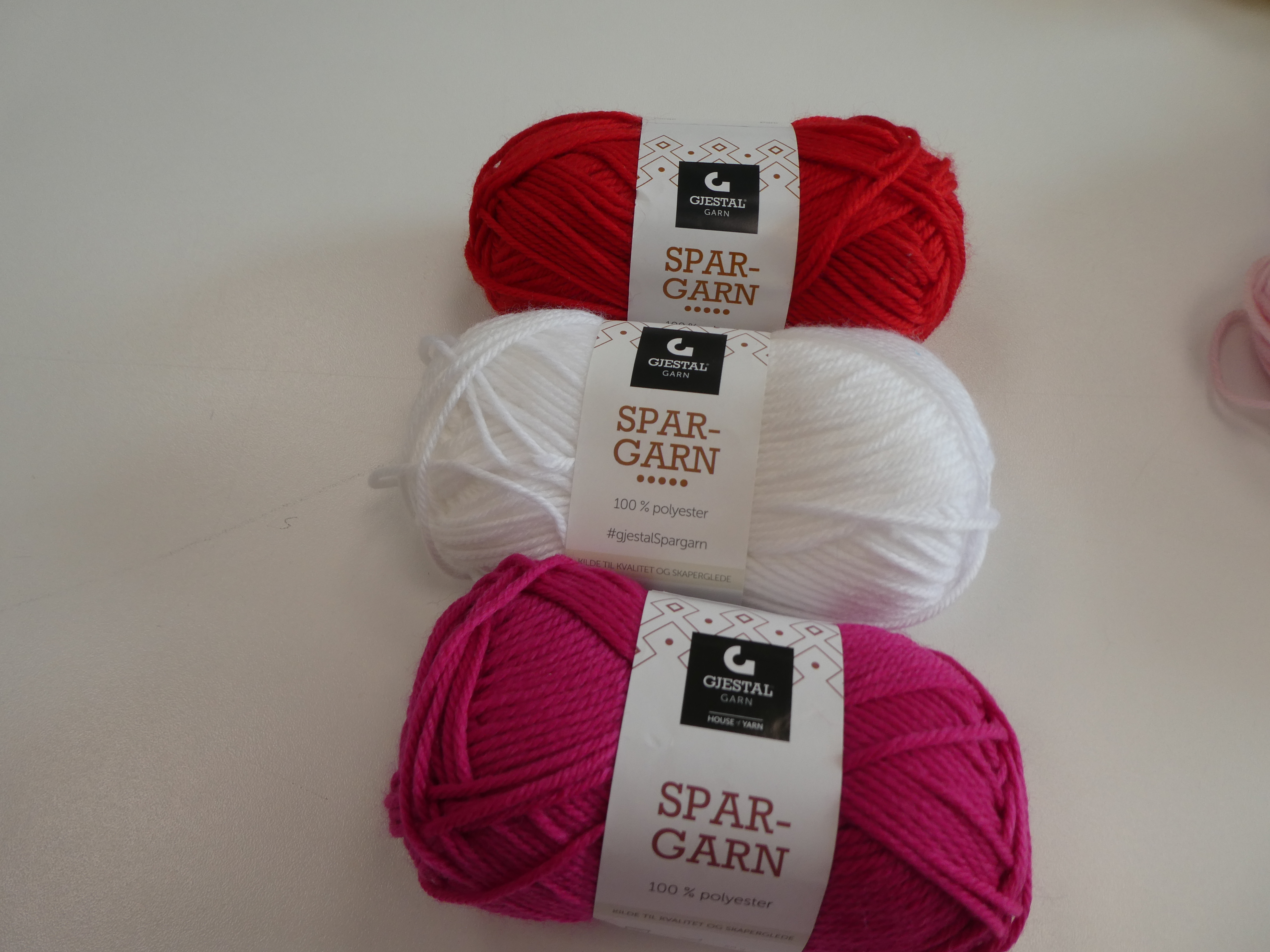 Nytt acryl garn - 7
