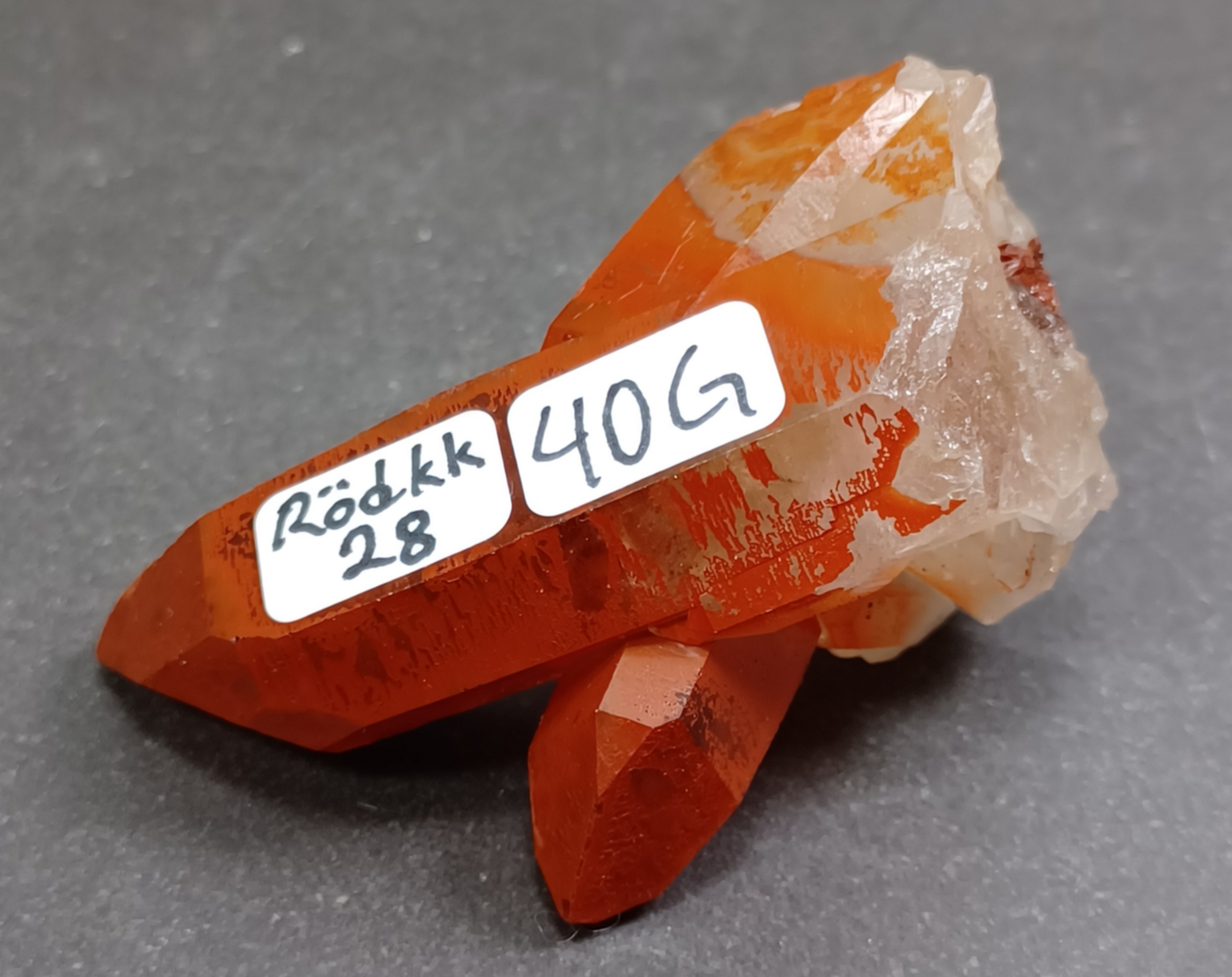 Rödkvarts Kluster - RÖDKKX28