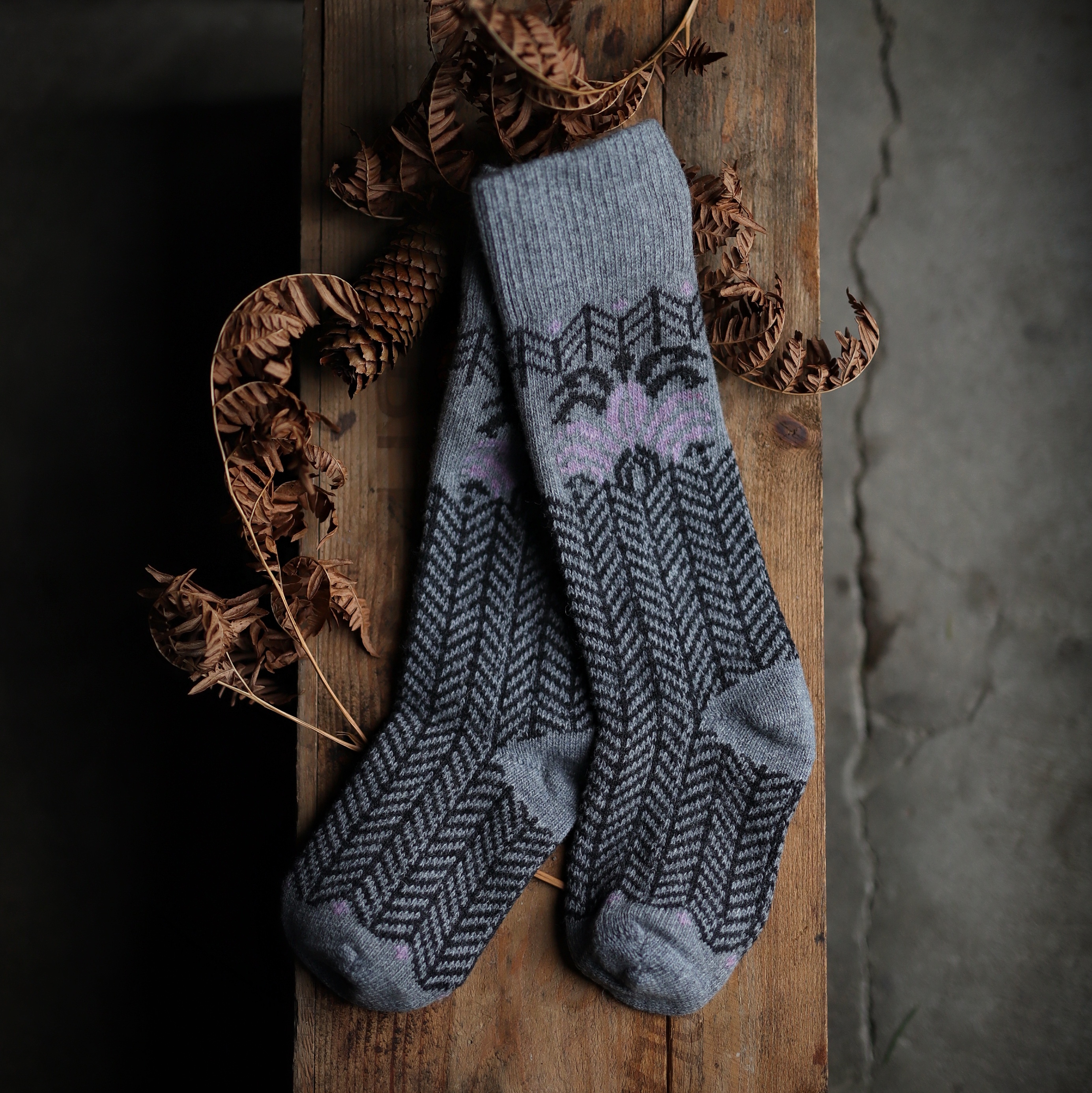 Yllesocka – Fager grå