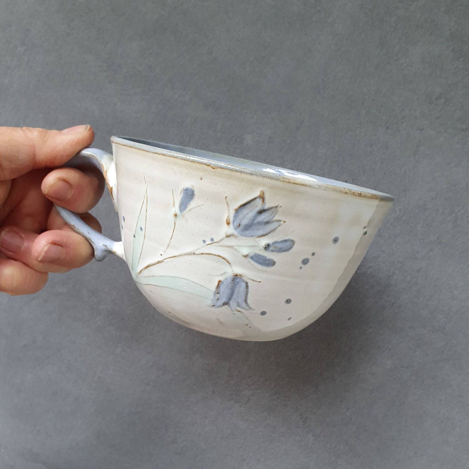 Big rounded teacup bluebell - 2