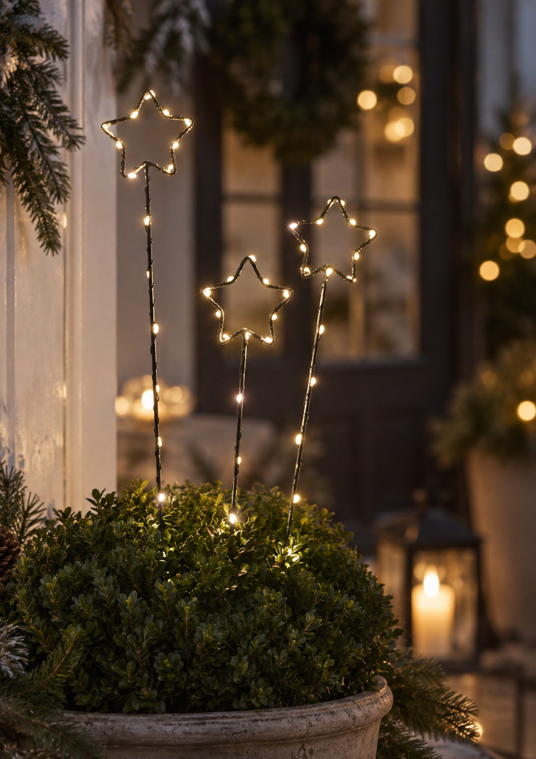 Outdoor decoration with 3 stars - Battery-powered with timer