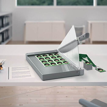 Giljotin Leitz Office Pro A4+