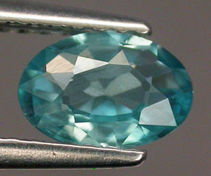 Preciosa circonita azul natural con brillo superior de 0,86 ct