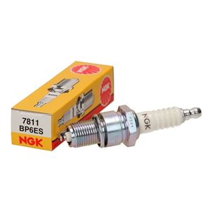 TÄNDSTIFT NGK  7811 - BP6ES "lång gänga" - 2