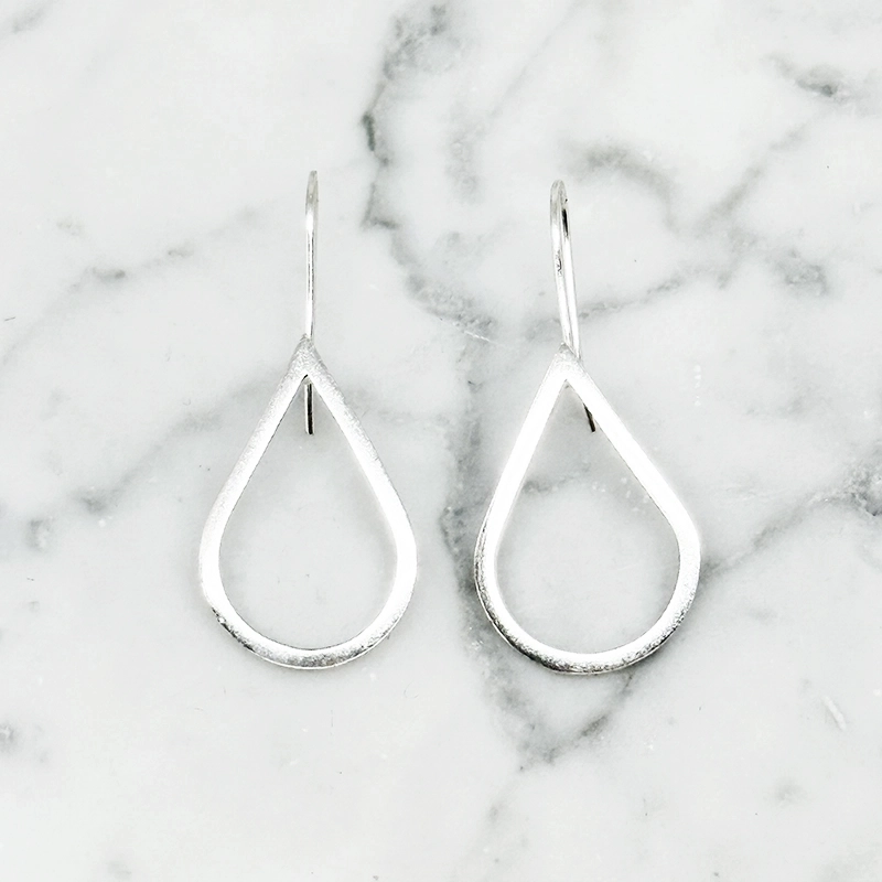Silver earrung H2O polished