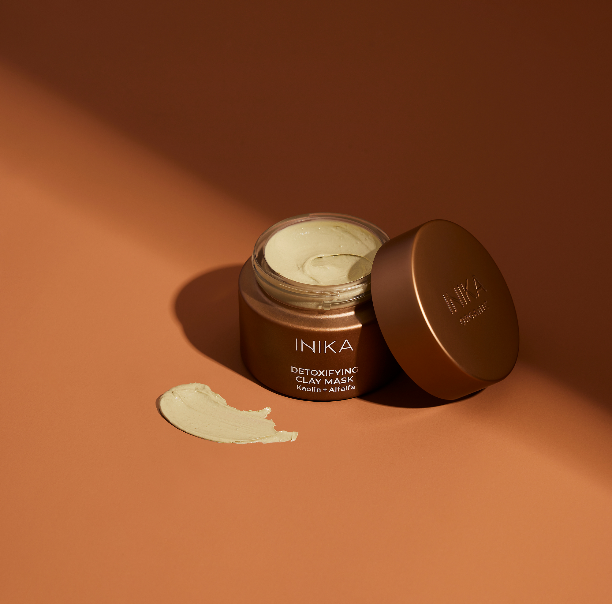 Detoxifying Clay Mask - INIKA  - 4