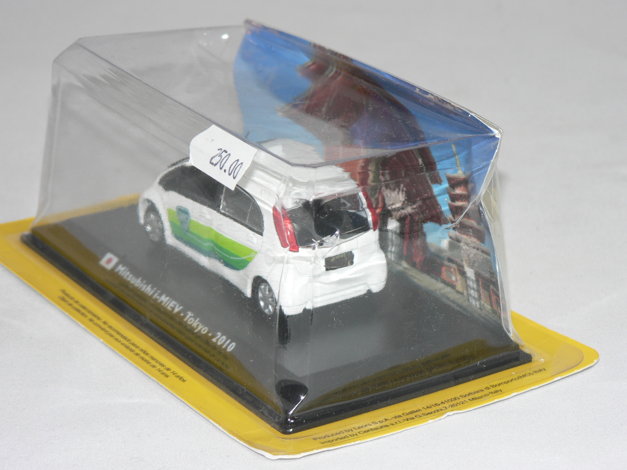 Mitsubishi  MIVE  Taxi  Tokyo  2010  1:43 Atlas - 2