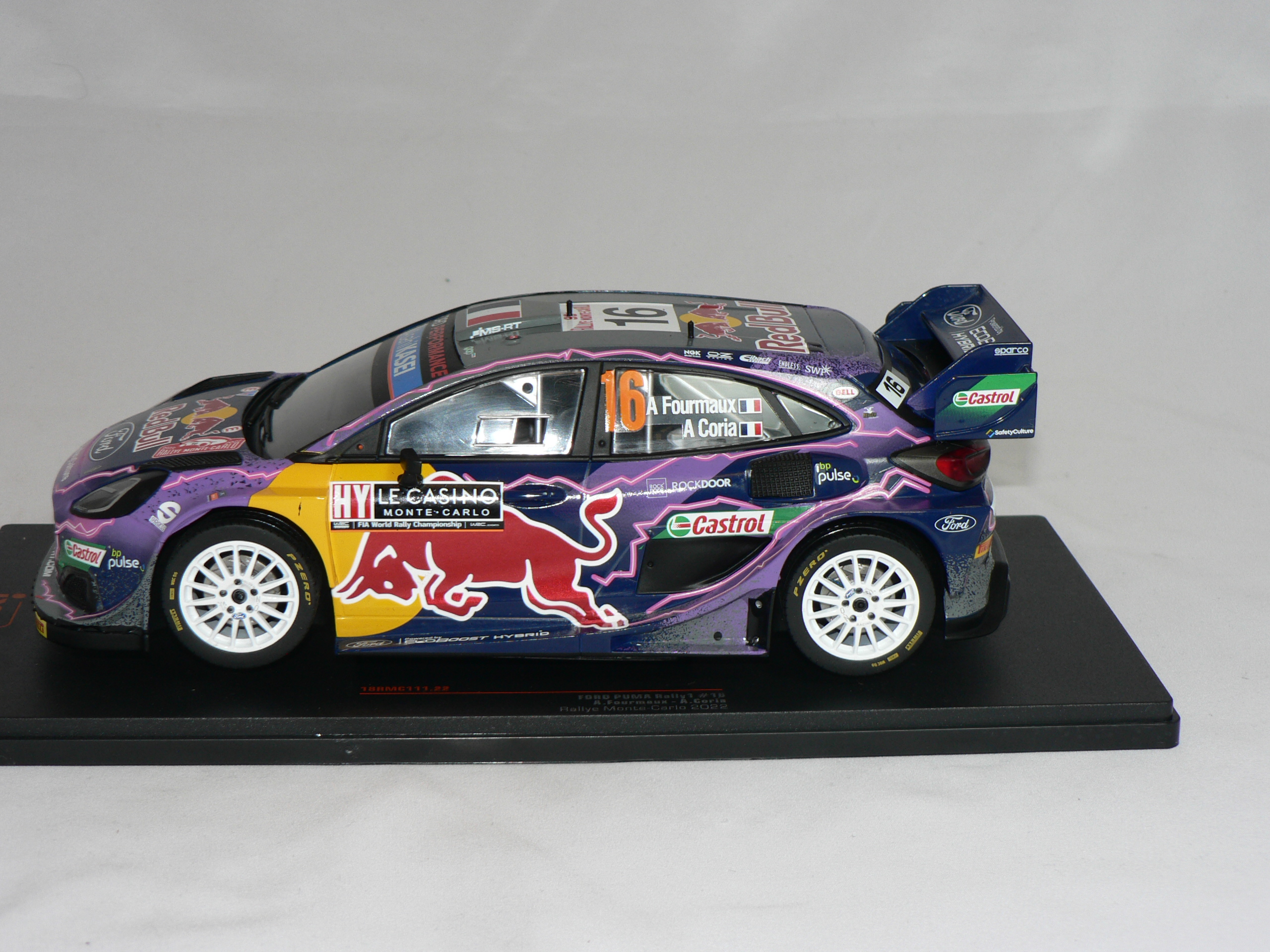 Ford Puma #16   2022 Rally Monte Carlo  A.Fourmaux/A.Coria    1:18  IXO - 3
