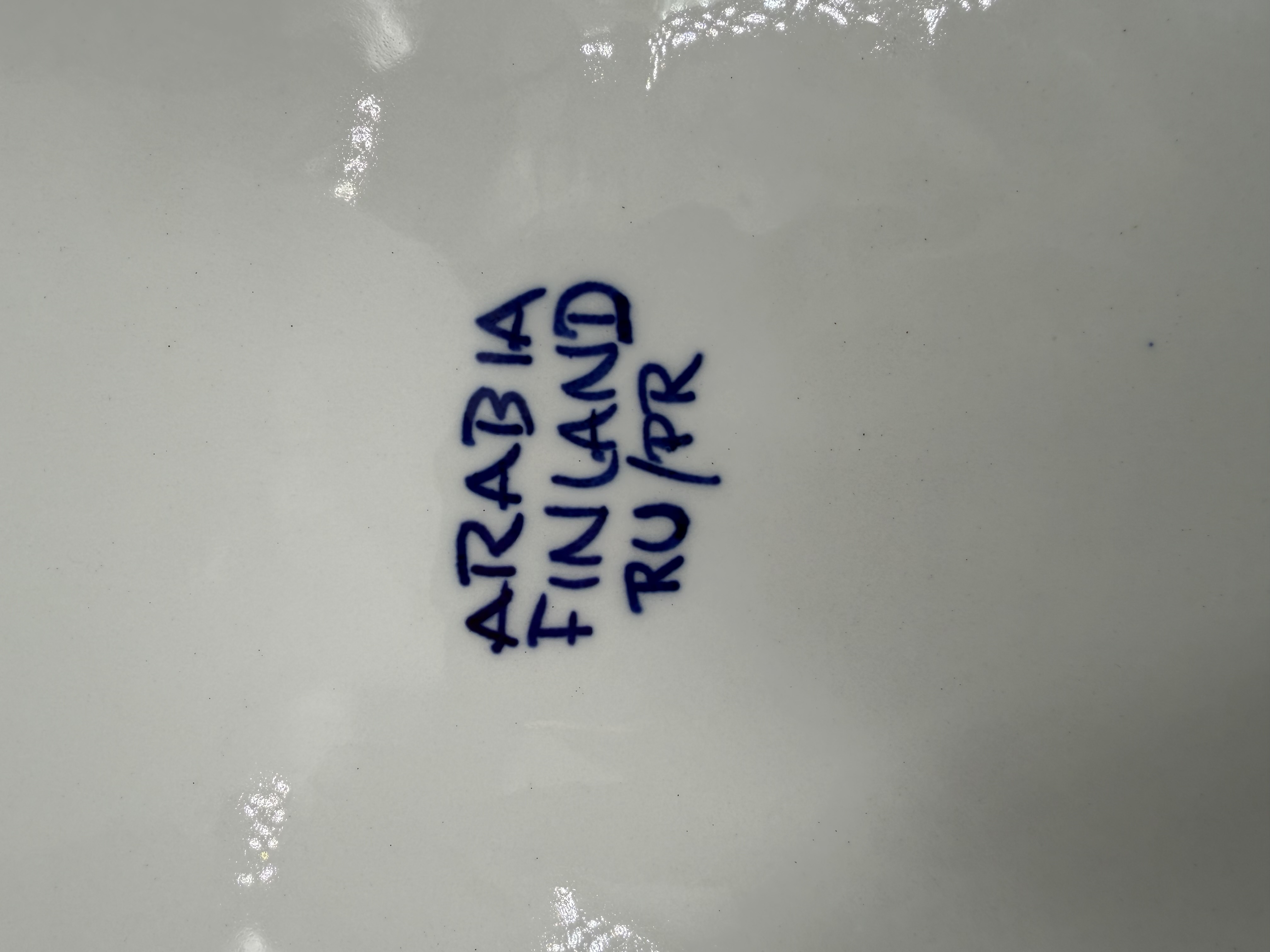 Arabia ”Nuppu ” Raija Uosikkinen, stort fat  - 3