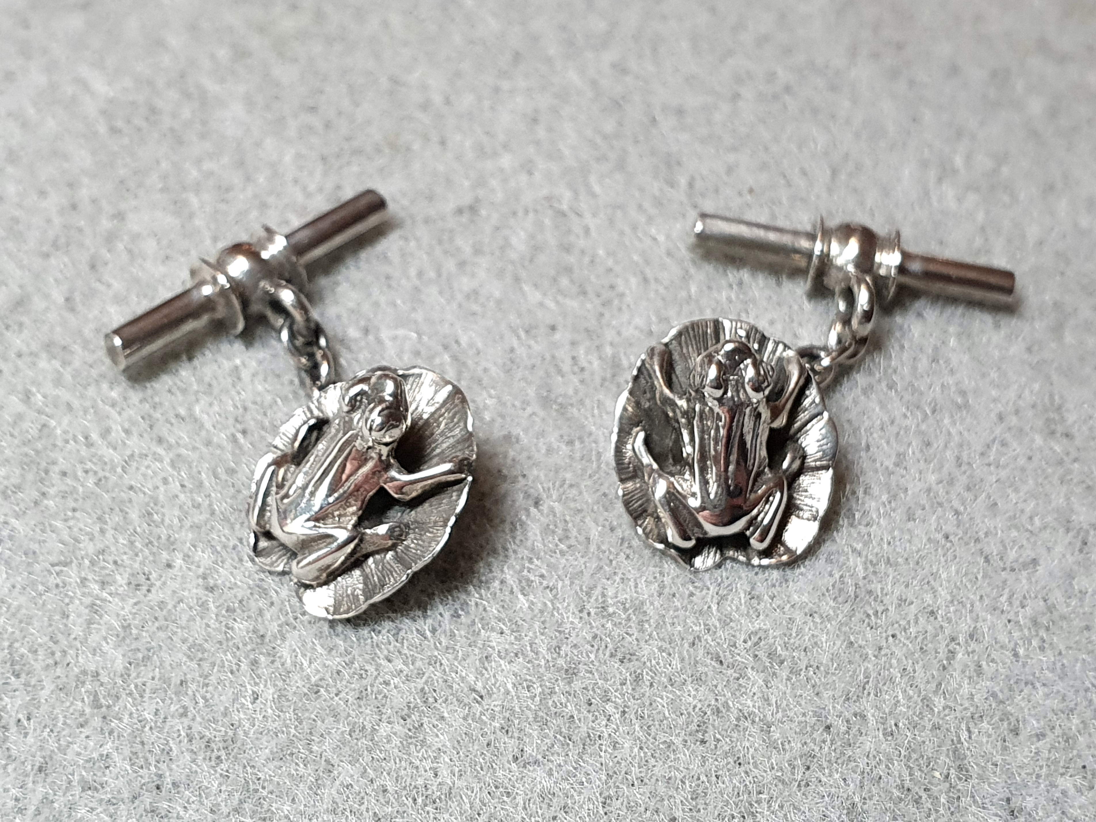 Cufflinks, frog on leaf, Sterling silver - 2