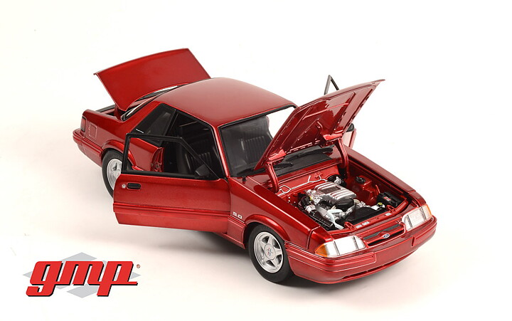 Ford Mustang  L.X  5.0 1993  1:18   GMP