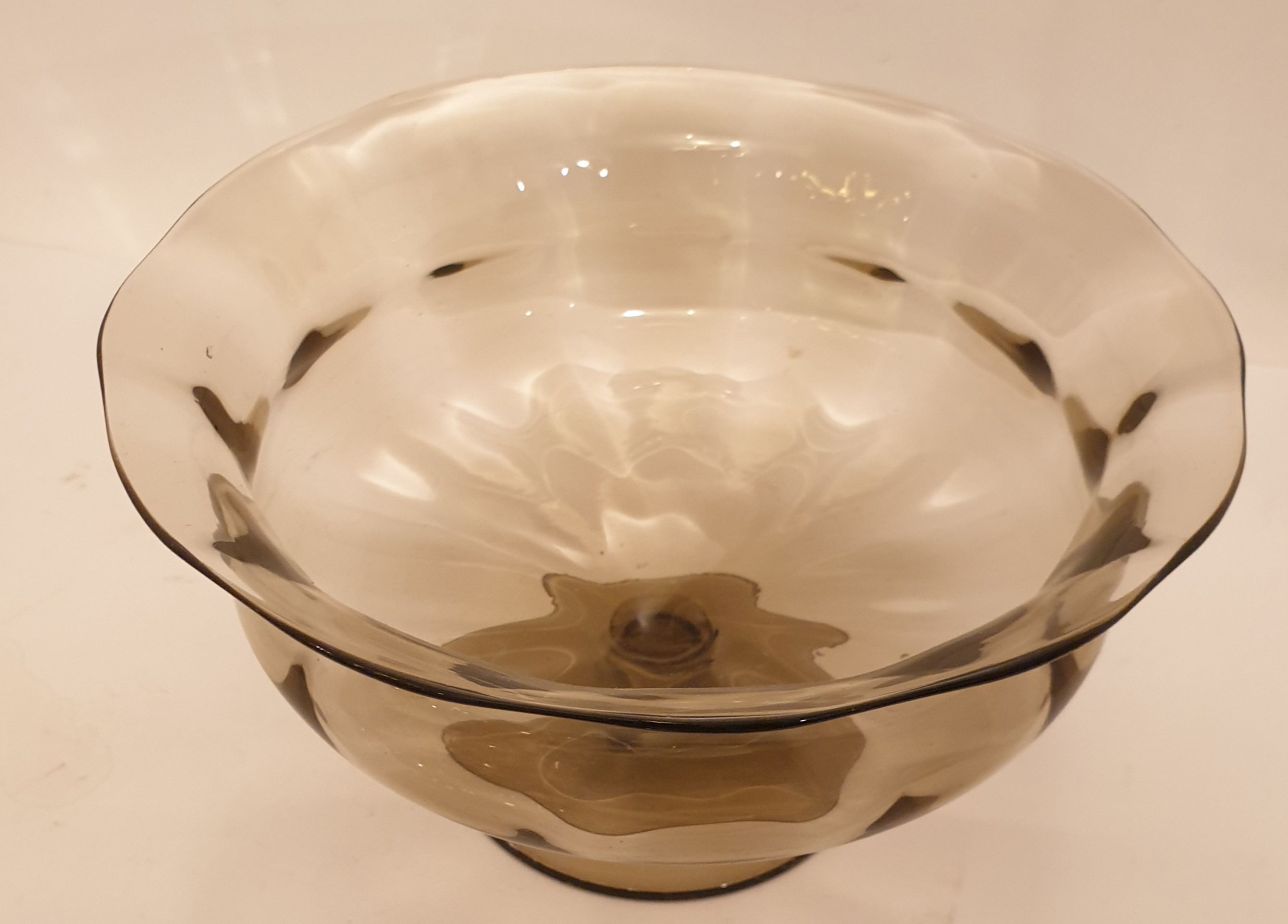 Sandvik Simon Gate bowl on foot - 2