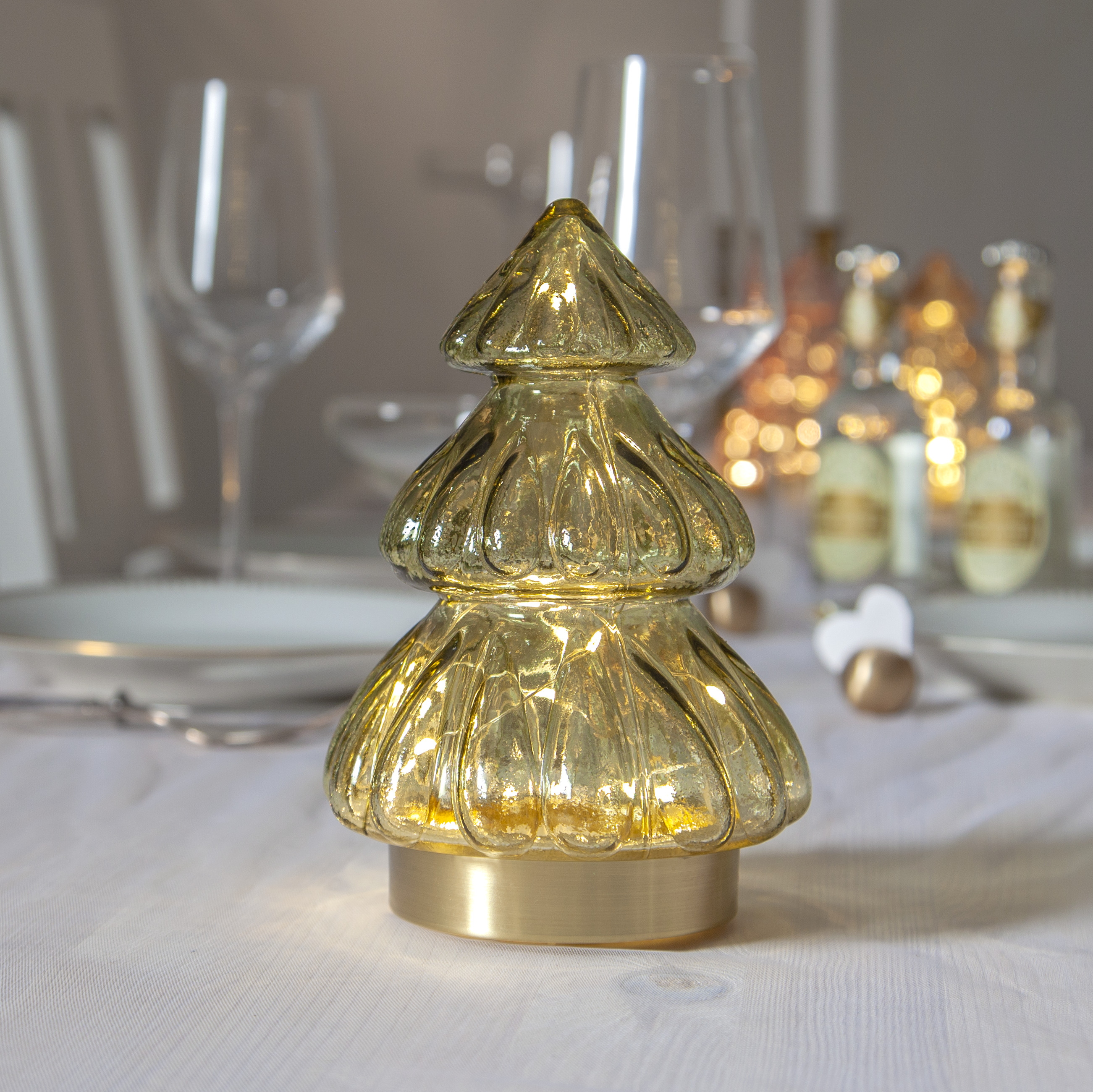 Gran i grönt glas med belysning 18 cm - batteri