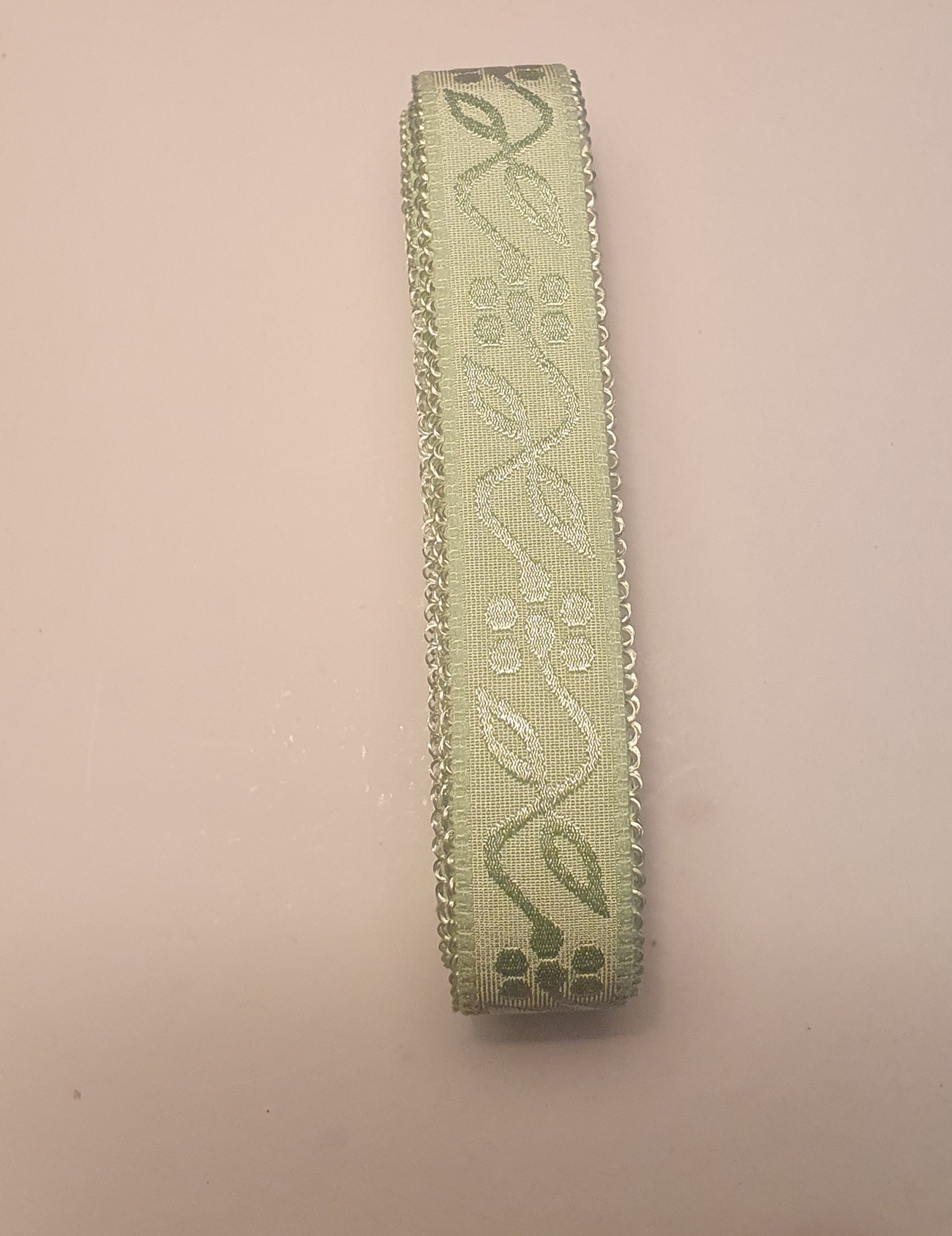 Bra Strap Elastic 20 mm - Pistachio green with decorations - 2