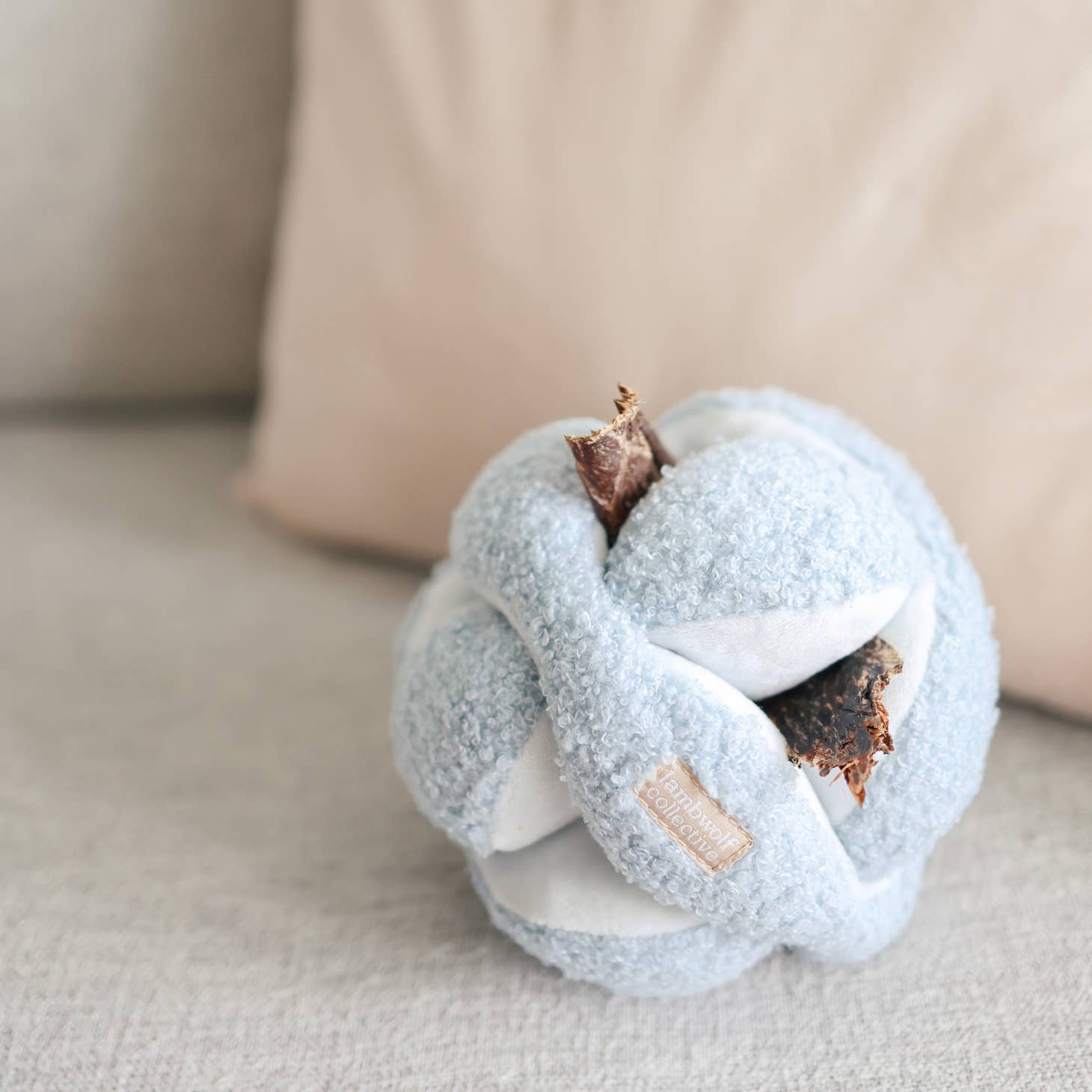 Lambwolf Monti Dog Toy Blue - 2