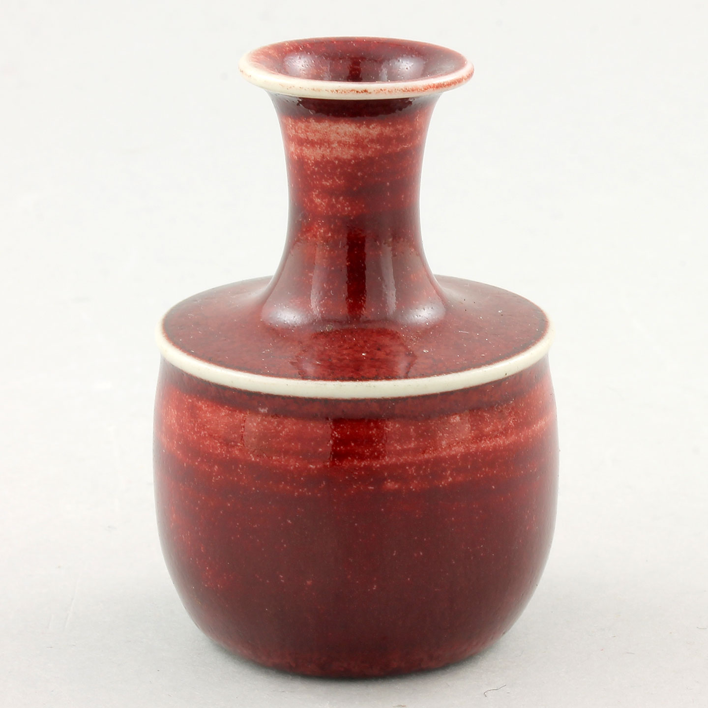 スティグ・リンドベリ 一点もの 赤茶色のベース ボトル型 (7cm