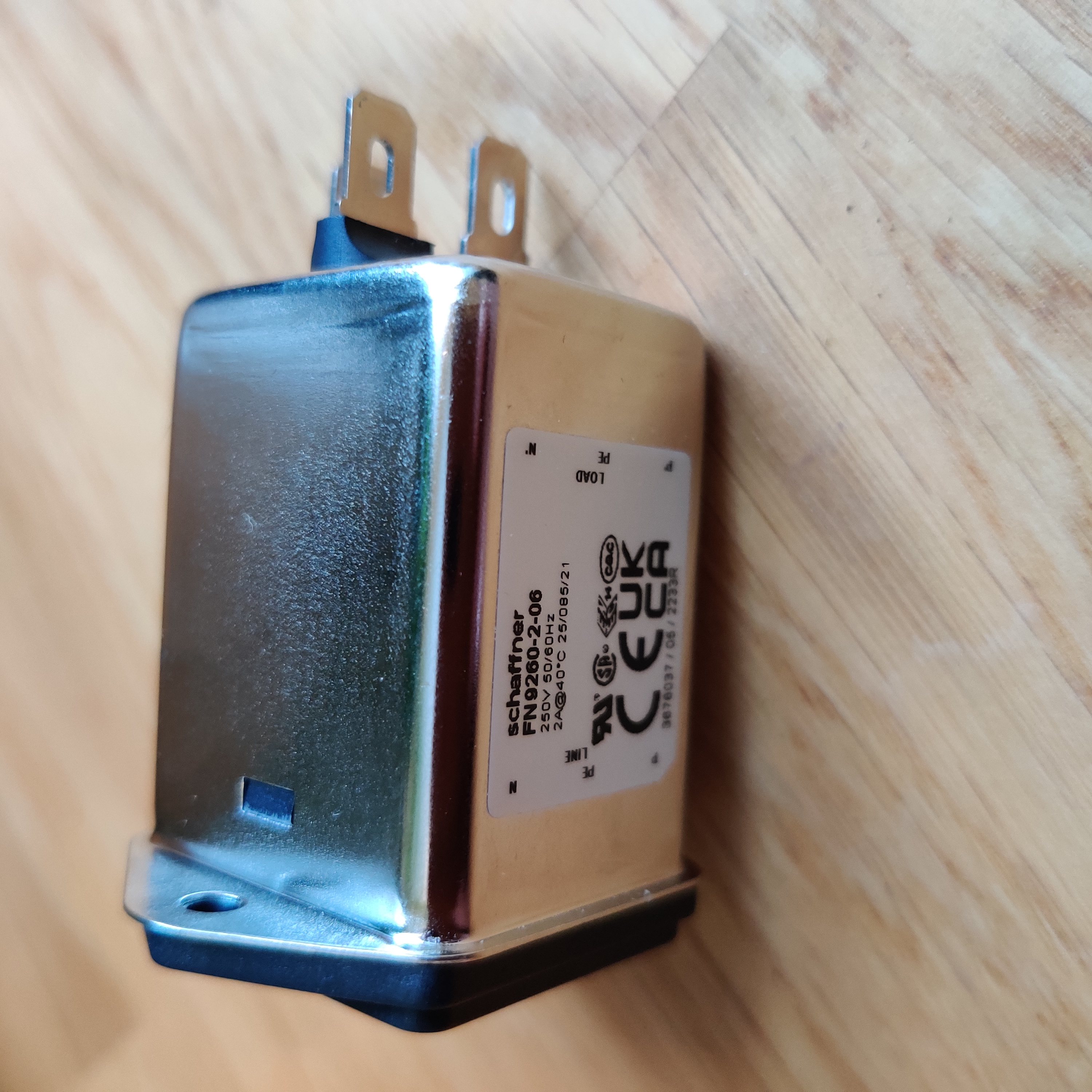 Apparatintag med nätfilter - 3