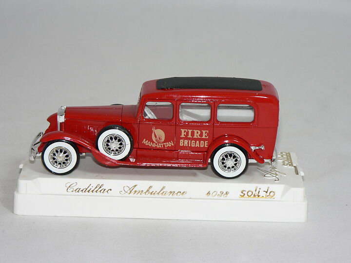 Cadillac  Van Ambulance  1930  1:43  Solido