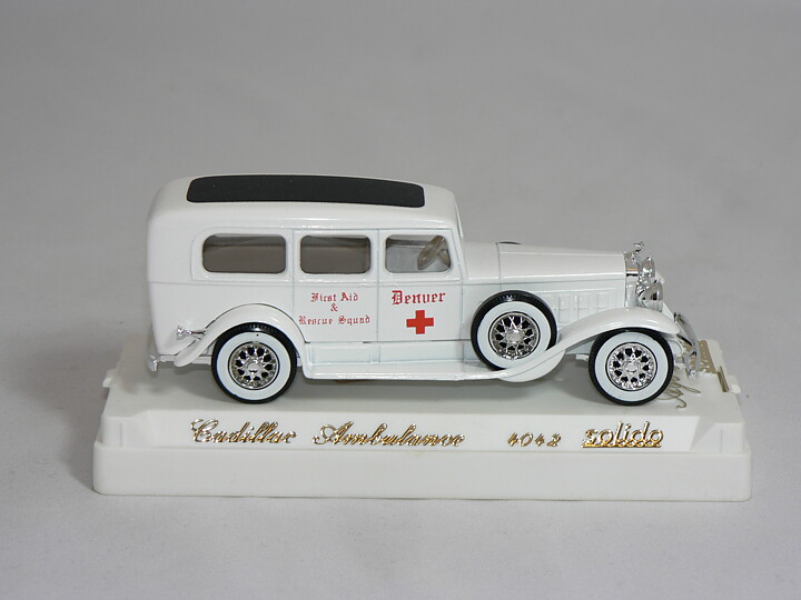 Cadillac  Van Ambulance  1930  1:43  Solido