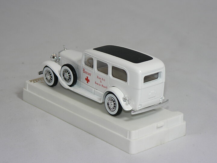 Cadillac  Van Ambulance  1930  1:43  Solido