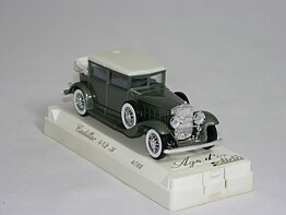 Cadillac  452a  1931  1:43  Solido
