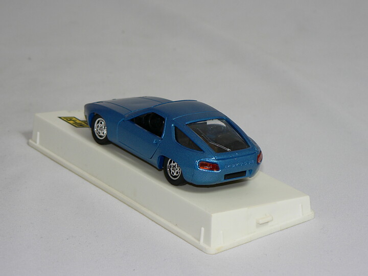 Porsche  928 S  1980    1:43  Solido