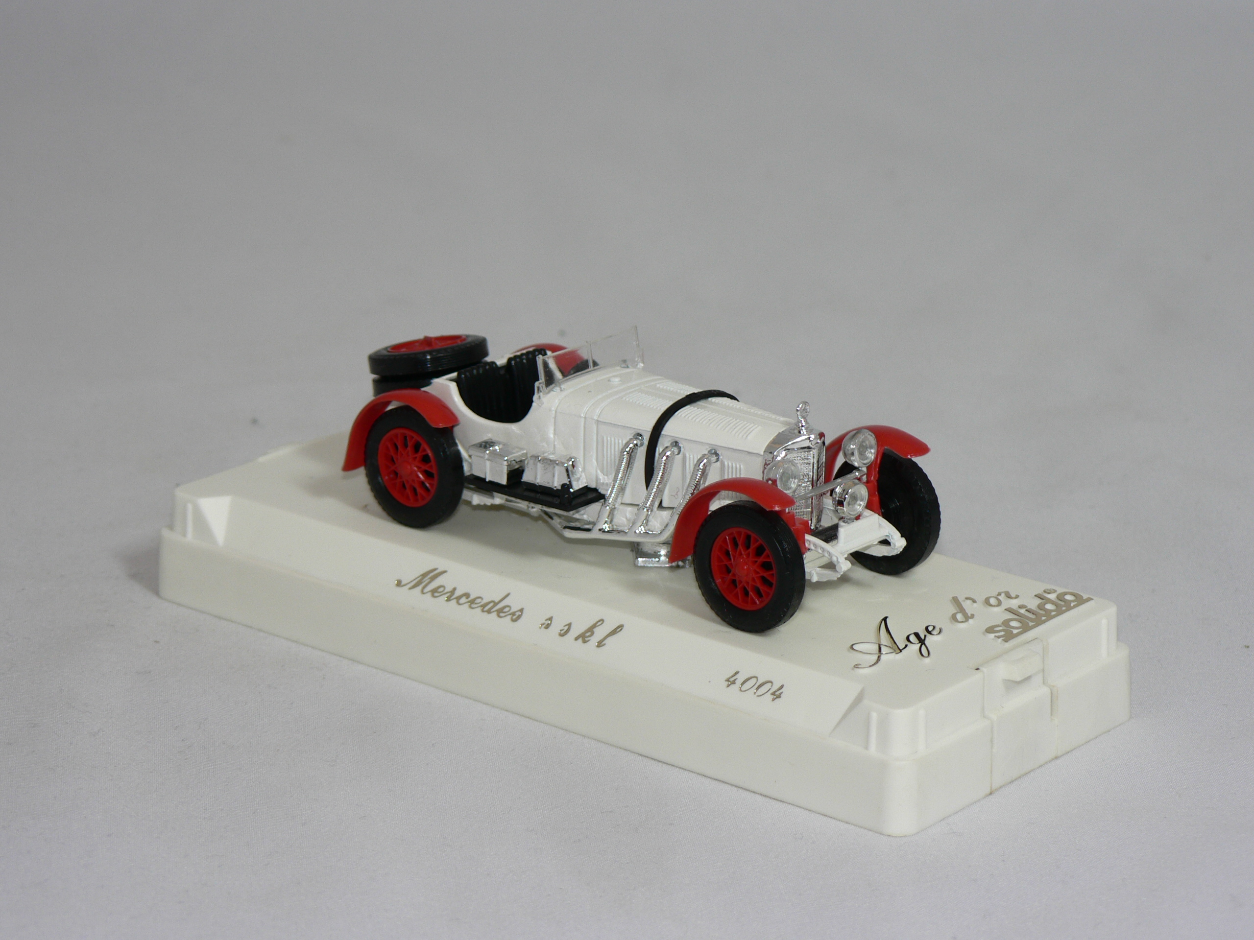 Mercedes  sskl 1931   1:43  Solido