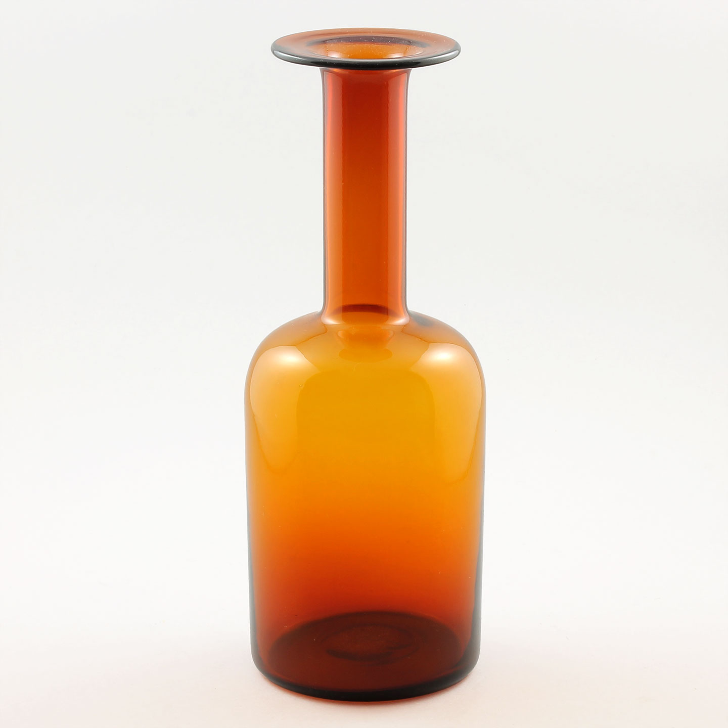 リフレクションズ・コペンハーゲンのCHICAGO（花瓶の名前）飴色