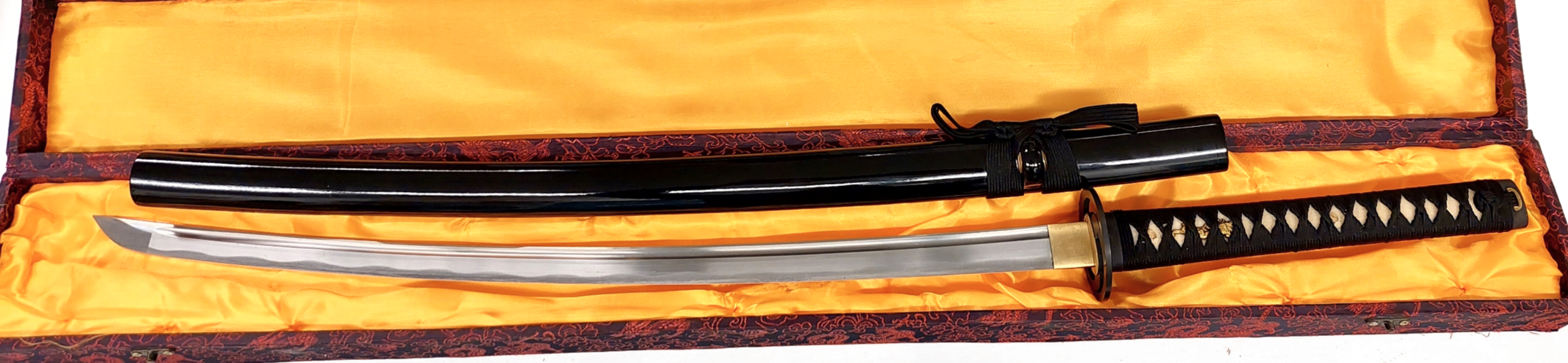 Handsmidda samurai svärd (Katana)  - Futadomoe