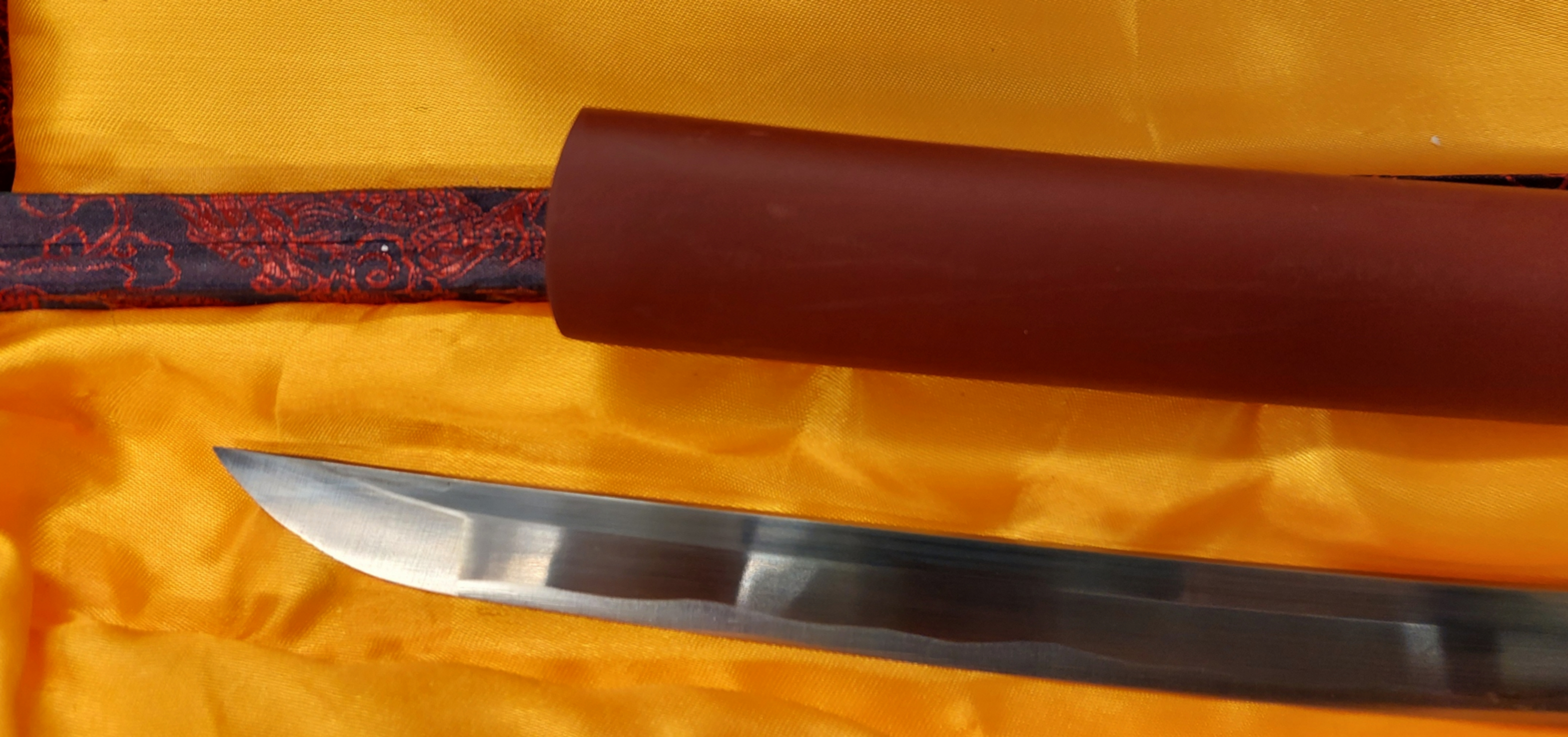 Handsmidda samurai svärd (Katana)  -  Tegelröd  - 4