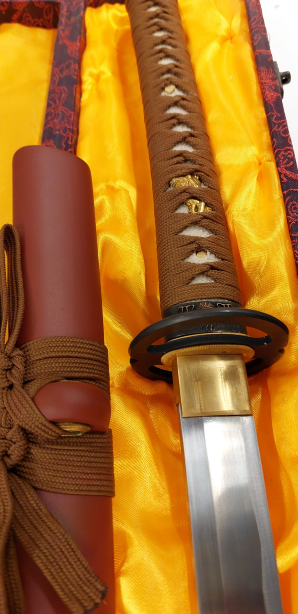 Handsmidda samurai svärd (Katana)  -  Tegelröd  - 3