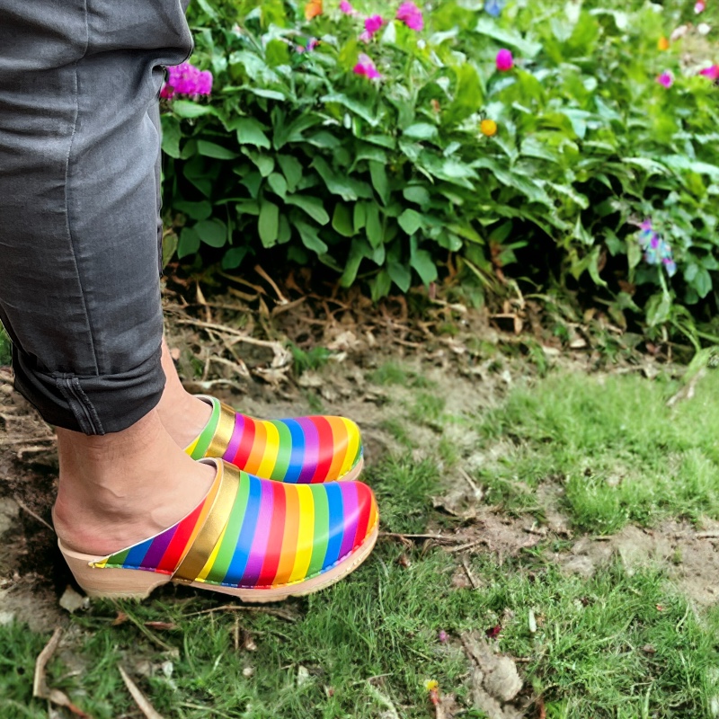 Pride Clogs Walk of Pride Stolz - 4