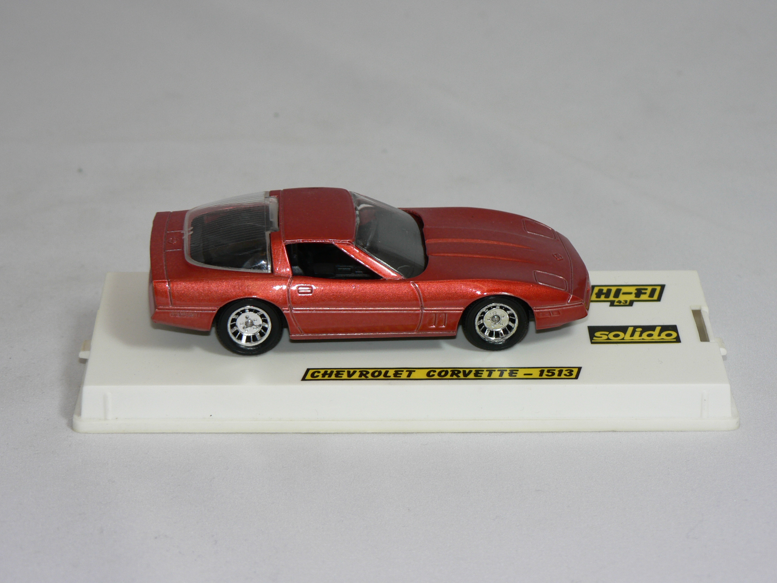 Chevrolet Corvette   1:43  Solido - 3