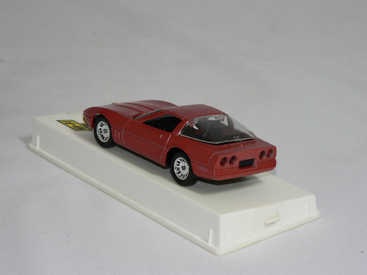 Chevrolet Corvette   1:43  Solido