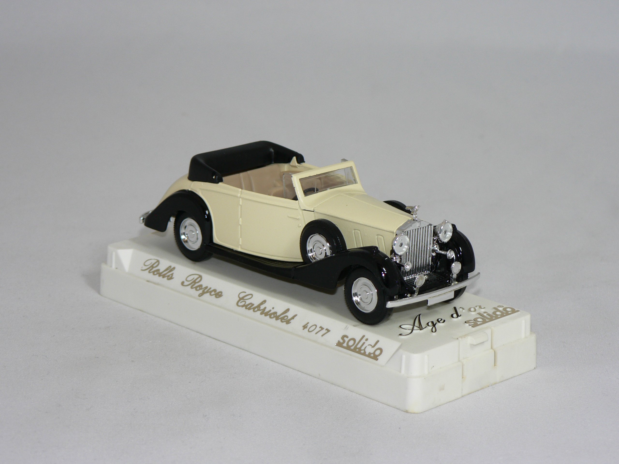 ROLLS ROYCE Cab    1939  1:43  Solido