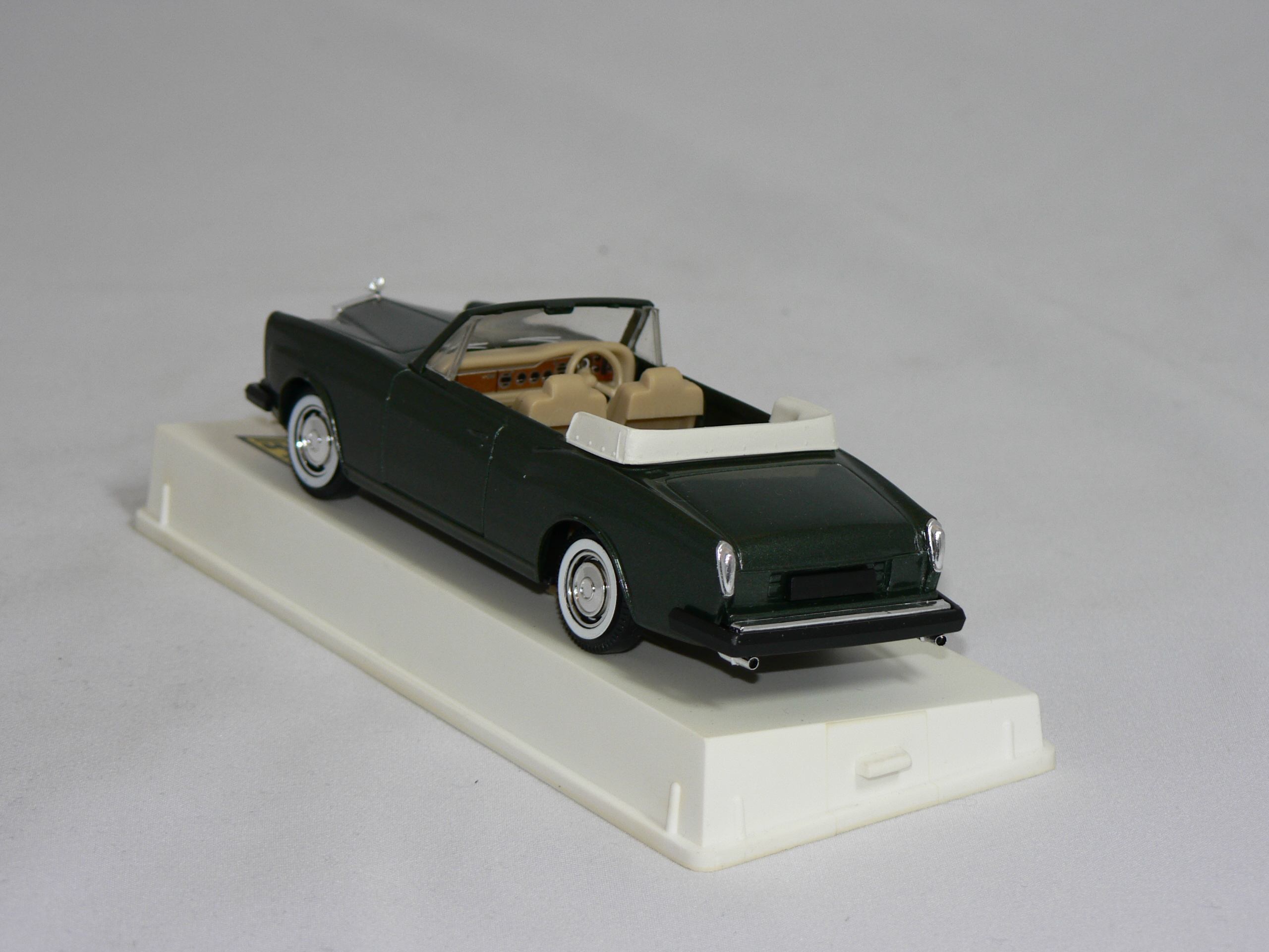 Rolls Royce Corniche  1960   1:43 Solido - 2