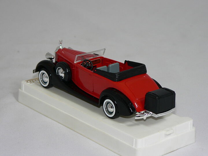 PACKARD - CABRIOLET 1937  1:43  Solido