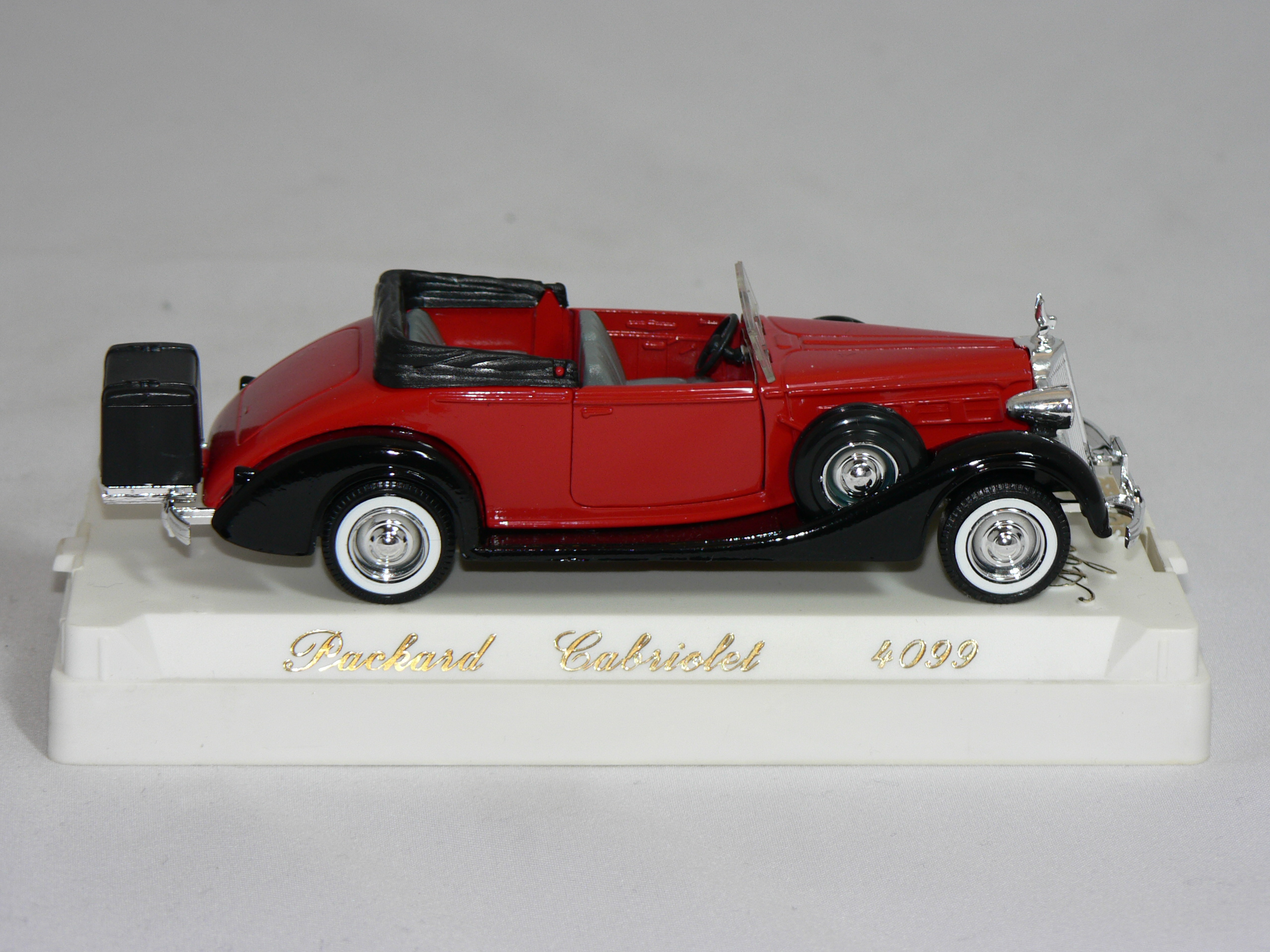 PACKARD - CABRIOLET 1937  1:43  Solido - 3