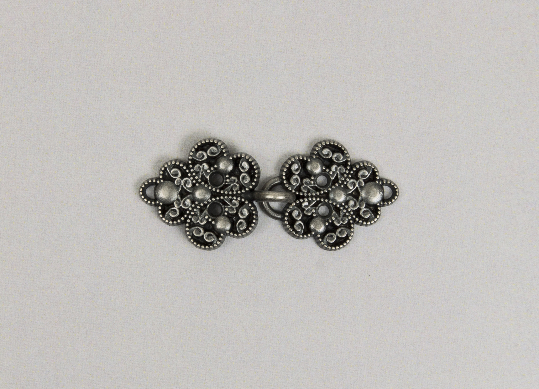 Helga hyska och hake ornament (50)