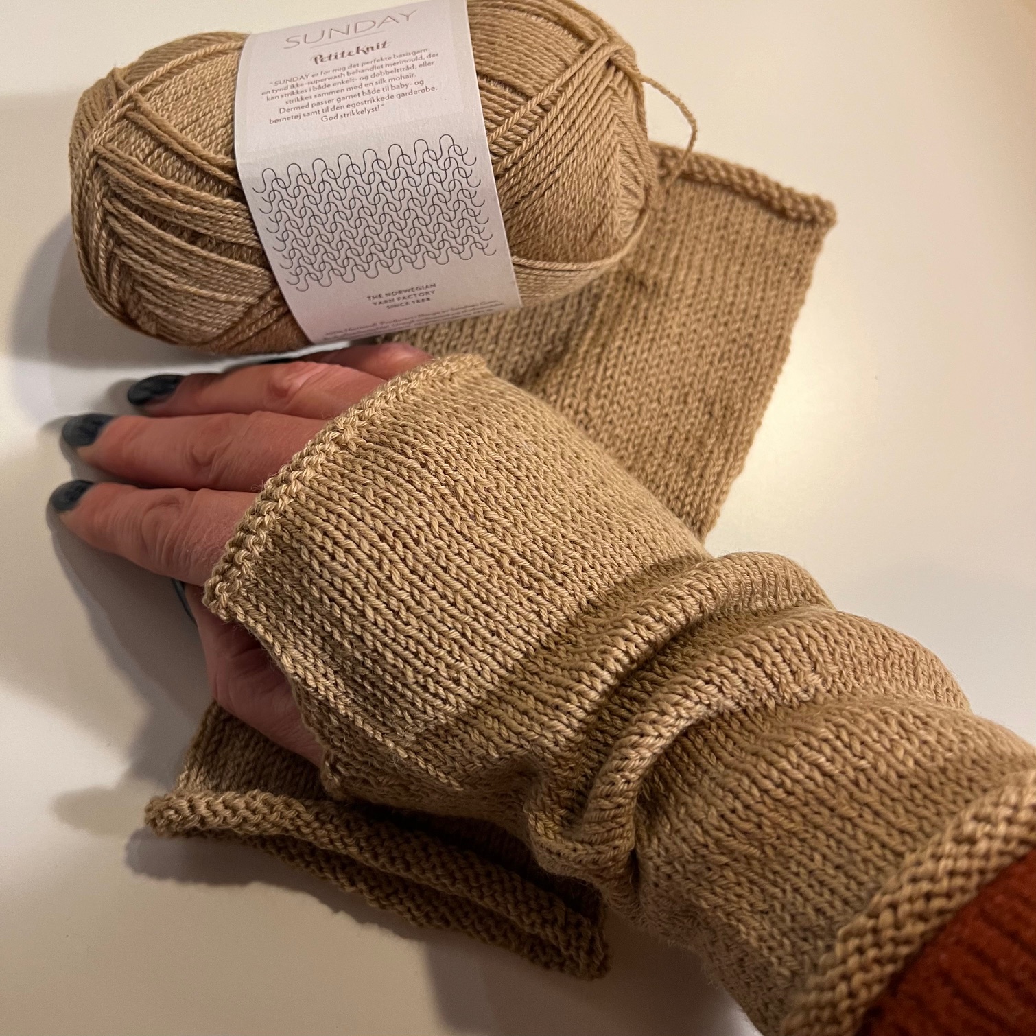 Klara´s Handledsvärmare - Mönster 0 SEK - 2