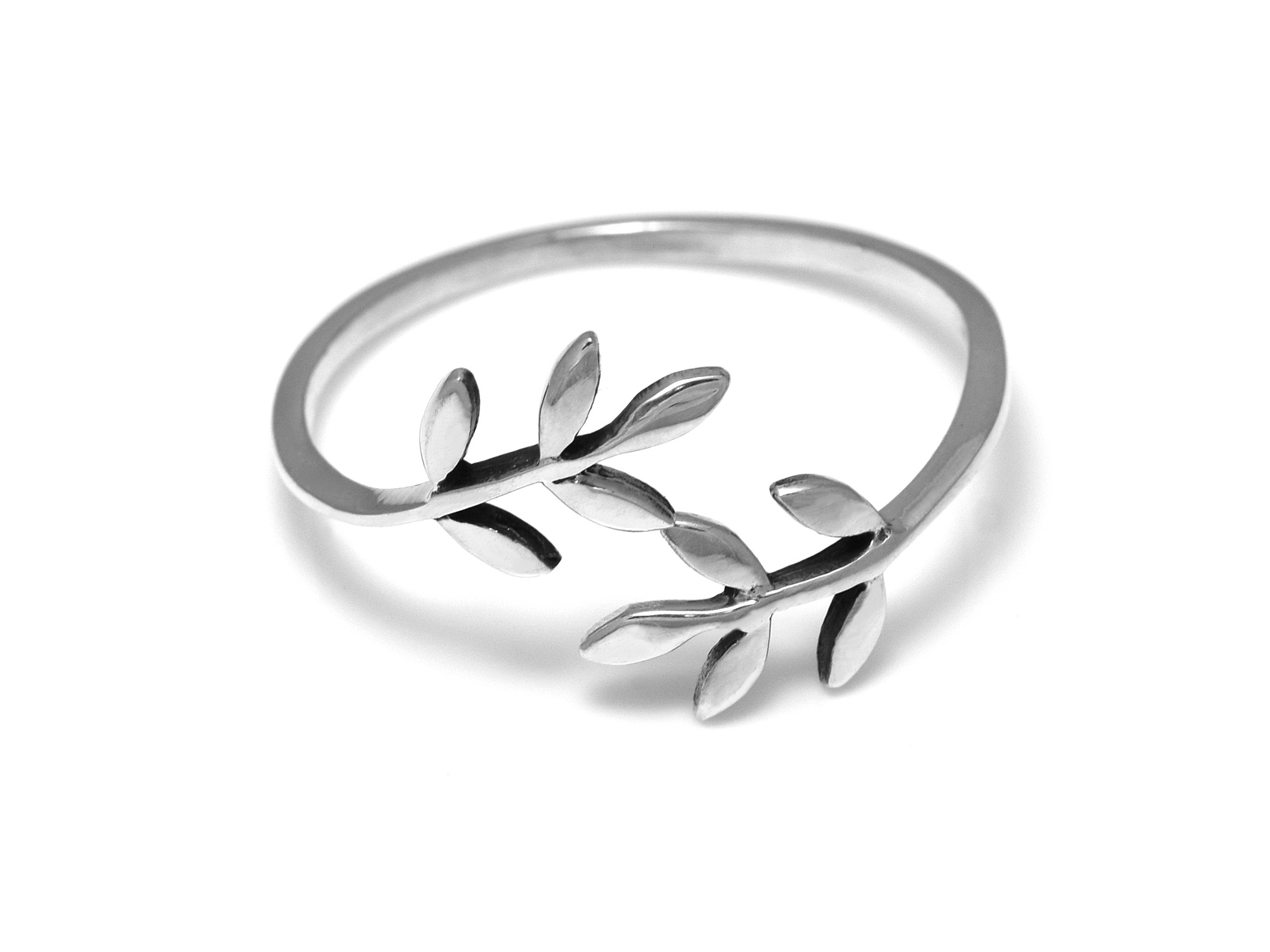 Kvist med Löv Ring i Äkta 925 Silver, Stiliserad Trädgren Accessoar, Natur Smycke