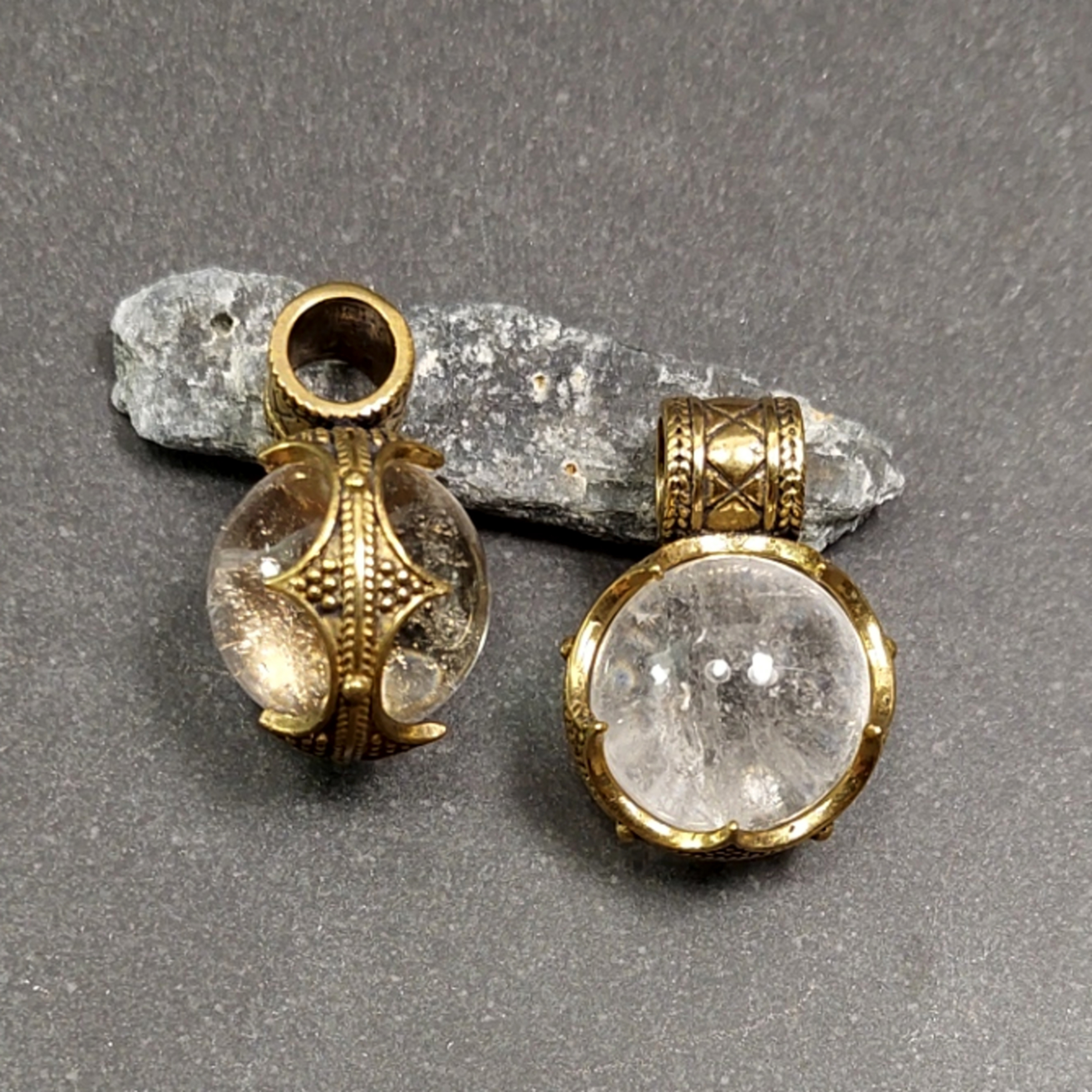 Gotlandskula i Brons och Bergkristall - Fröjelkula  - 19mm Klot - 2