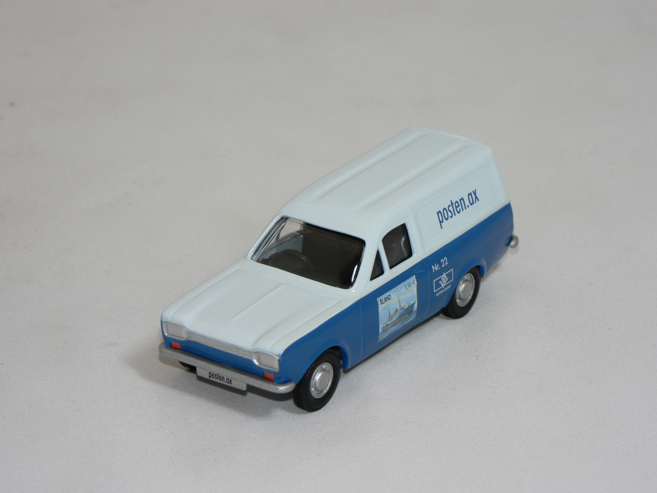 Ford Escort  Van  1970  1:43 Corgi  (Ålands Post)