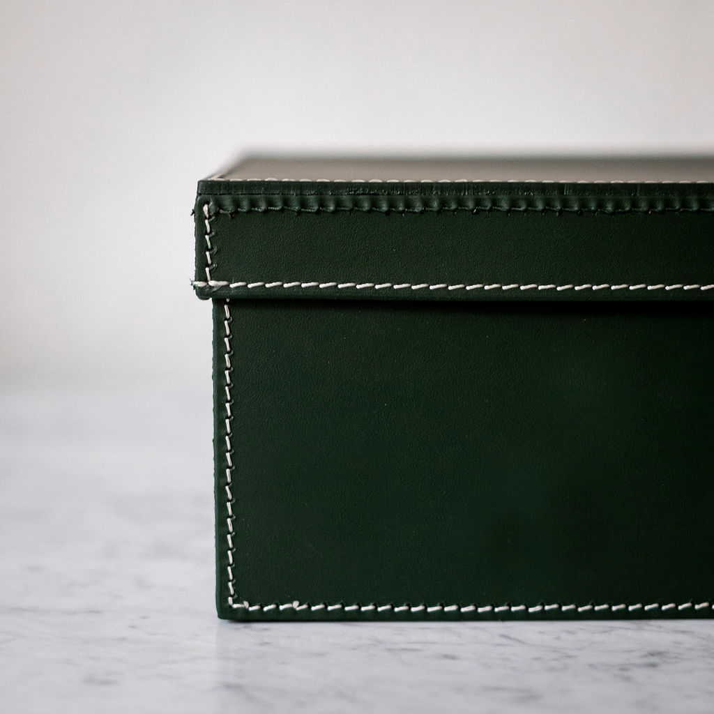 Låda med lock i läder Medium - Fogelmarck